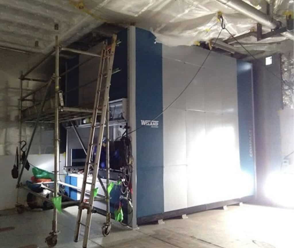 automatic vertical storage