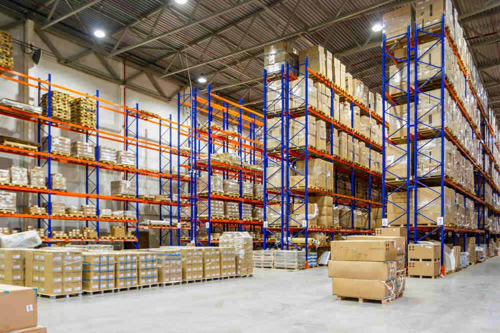 Examples of fixed and non-fixed warehouse storage locations.